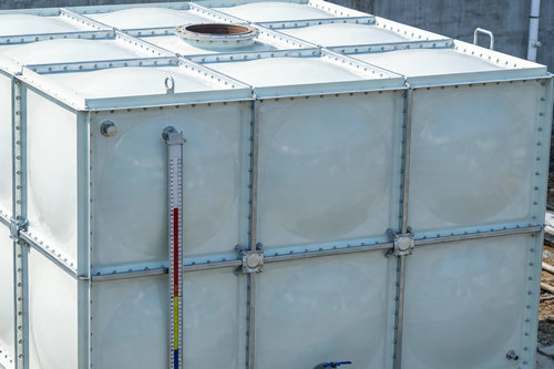 济南玻璃钢水箱安装时需要铺防水垫层吗？